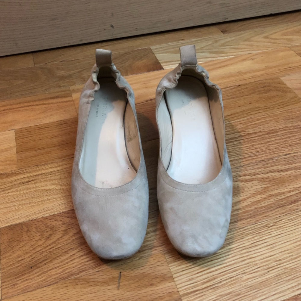 Everlane Day Heel in natural suede